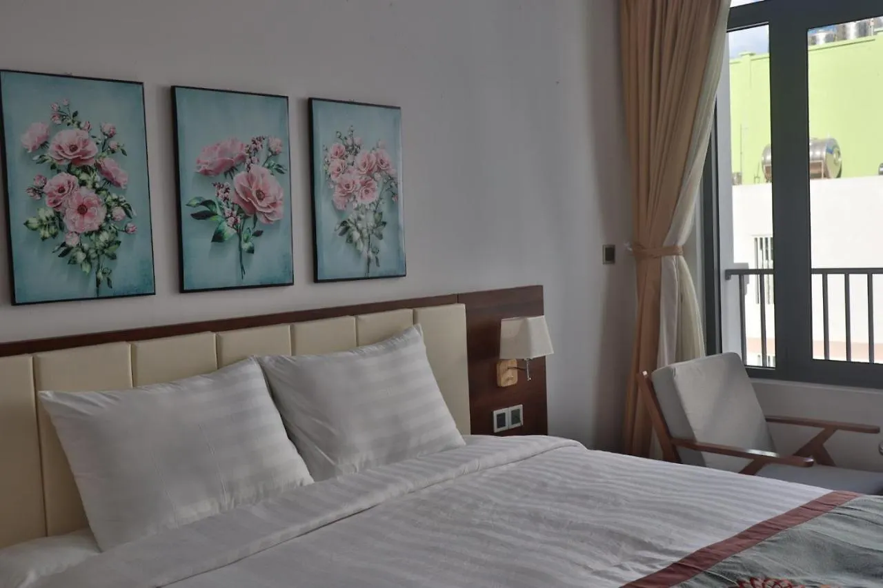 Simon Hotel Нячанг