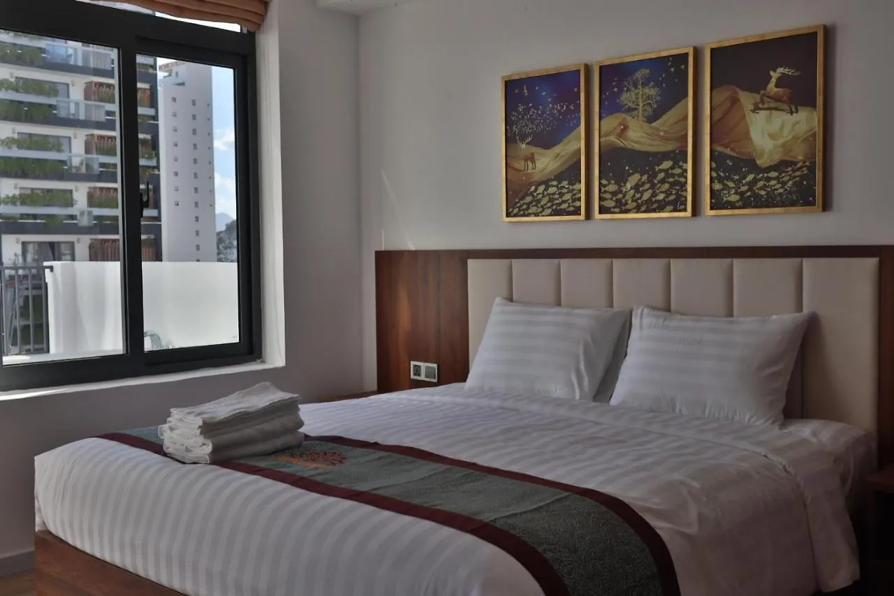 Simon Hotel Нячанг 3*,